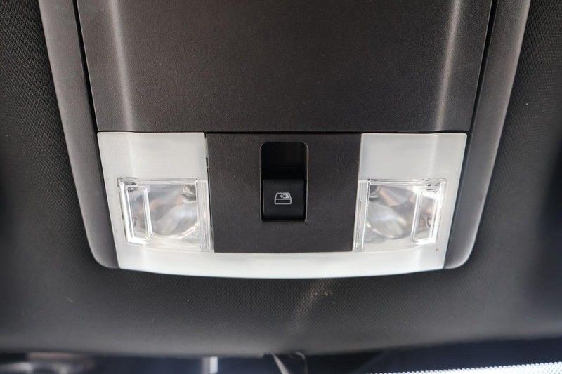 Ford F-150 Vehicle Full-screen Gallery Image 32