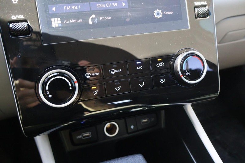 Hyundai Tucson Vehicle Full-screen Gallery Image 33