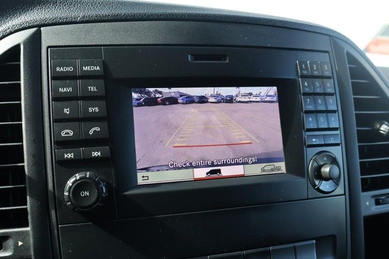 Mercedes-Benz Metris Cargo Van Vehicle Full-screen Gallery Image 29