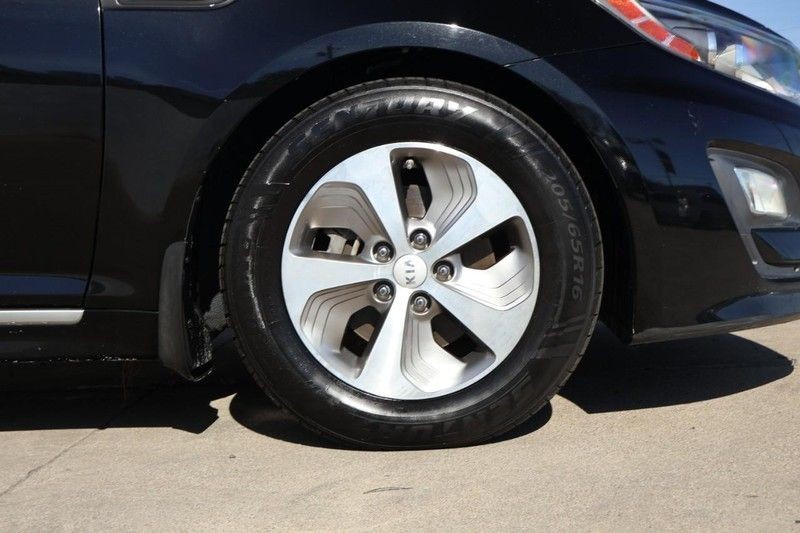Kia Optima Hybrid Vehicle Full-screen Gallery Image 13