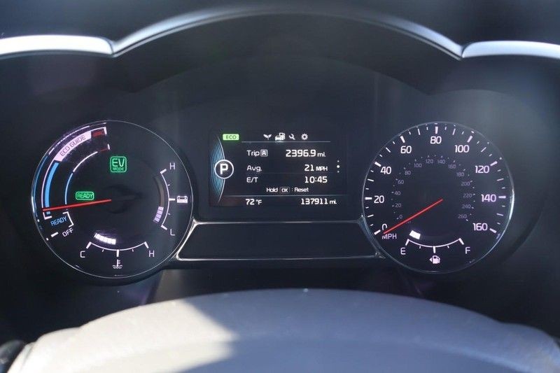 Kia Optima Hybrid Vehicle Full-screen Gallery Image 23