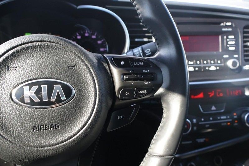 Kia Optima Hybrid Vehicle Full-screen Gallery Image 26