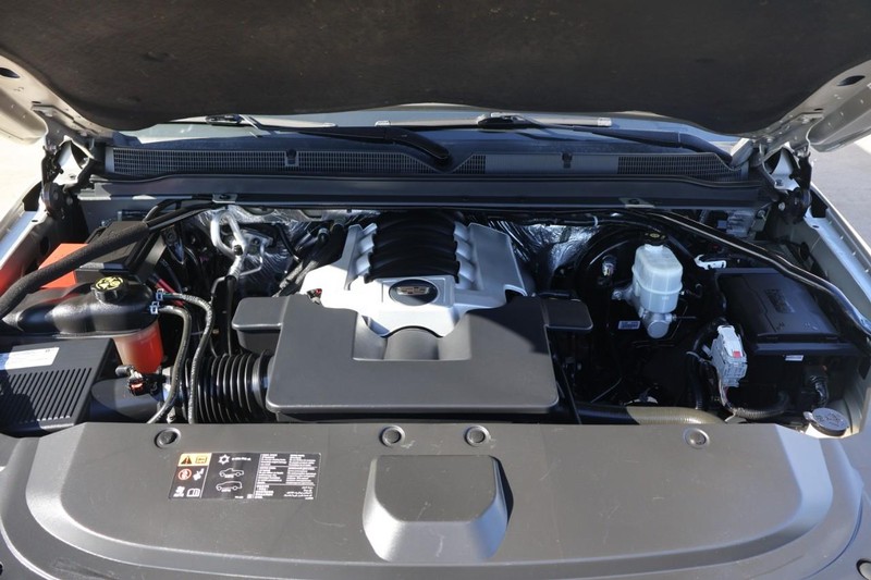 Cadillac Escalade ESV Vehicle Full-screen Gallery Image 12