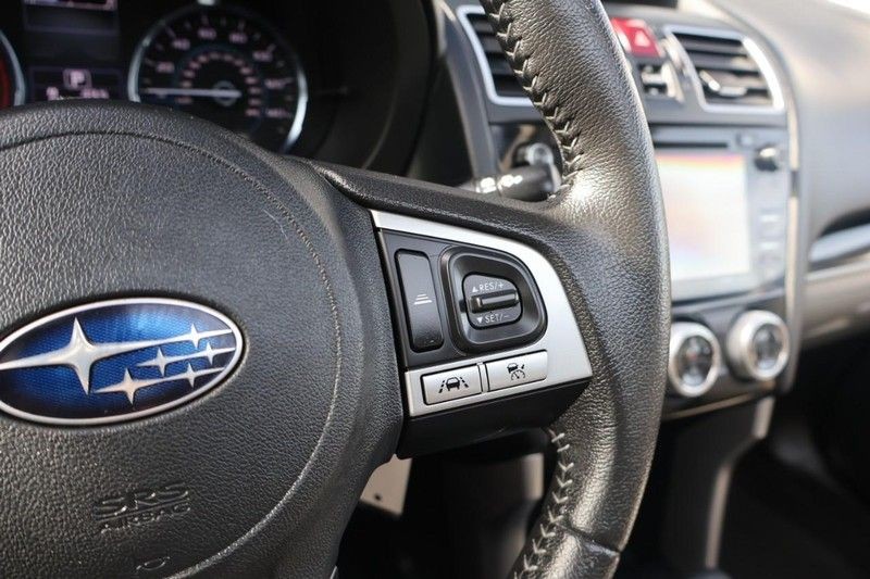 Subaru Forester Vehicle Full-screen Gallery Image 27