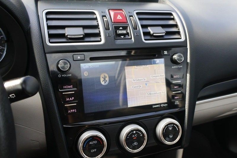 Subaru Forester Vehicle Full-screen Gallery Image 30