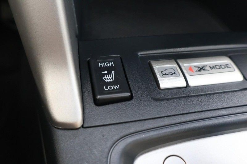 Subaru Forester Vehicle Full-screen Gallery Image 34