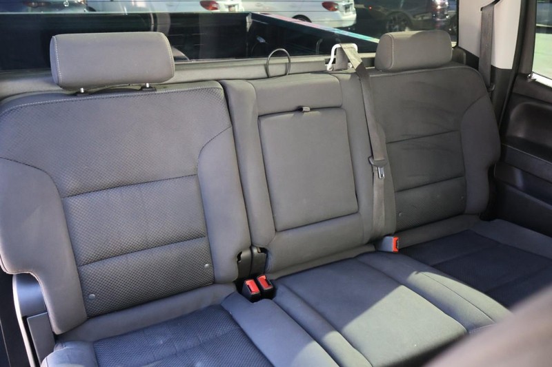 Chevrolet Silverado 1500 Vehicle Full-screen Gallery Image 21