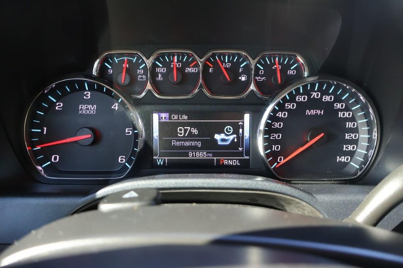 Chevrolet Silverado 1500 Vehicle Full-screen Gallery Image 23