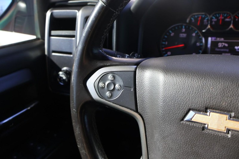 Chevrolet Silverado 1500 Vehicle Full-screen Gallery Image 25