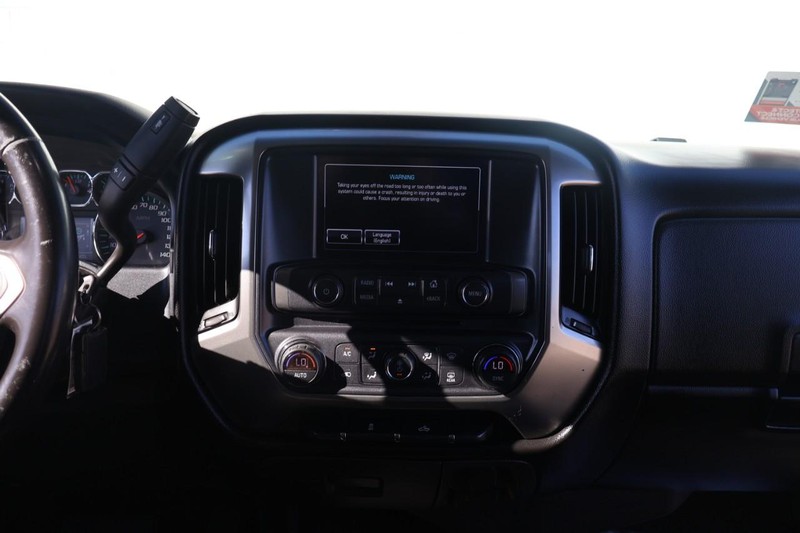 Chevrolet Silverado 1500 Vehicle Full-screen Gallery Image 27