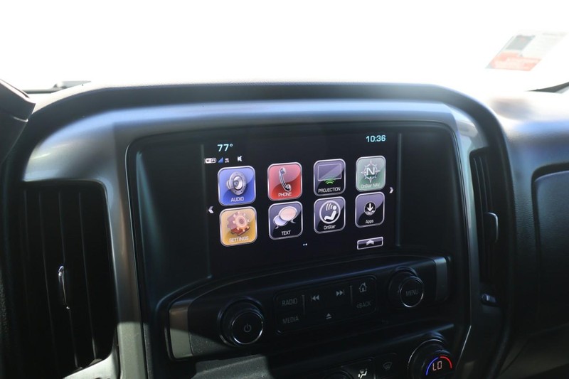 Chevrolet Silverado 1500 Vehicle Full-screen Gallery Image 28