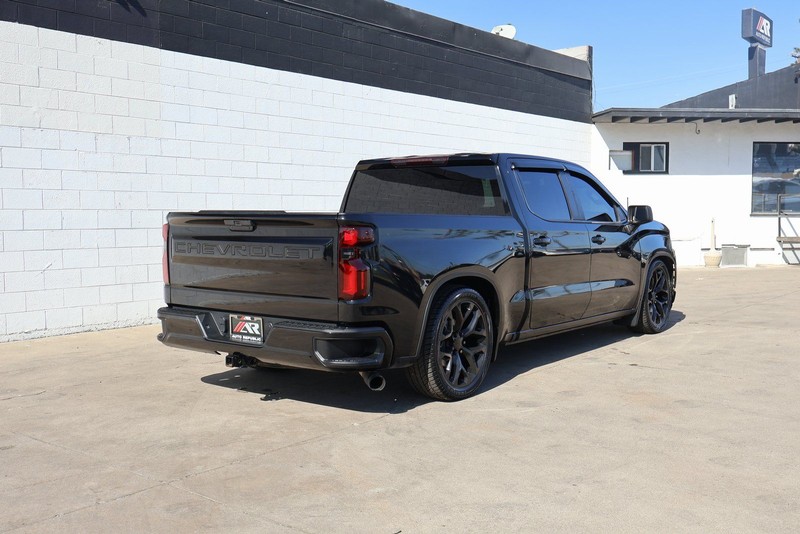 Chevrolet Silverado 1500 LTD Vehicle Full-screen Gallery Image 05