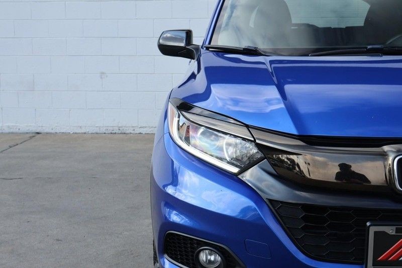 Honda HR-V Vehicle Full-screen Gallery Image 03