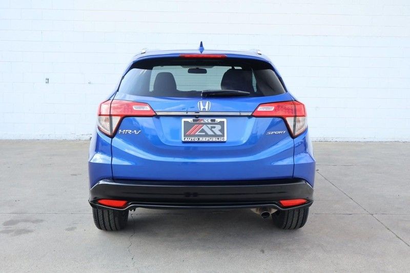 Honda HR-V Vehicle Full-screen Gallery Image 06