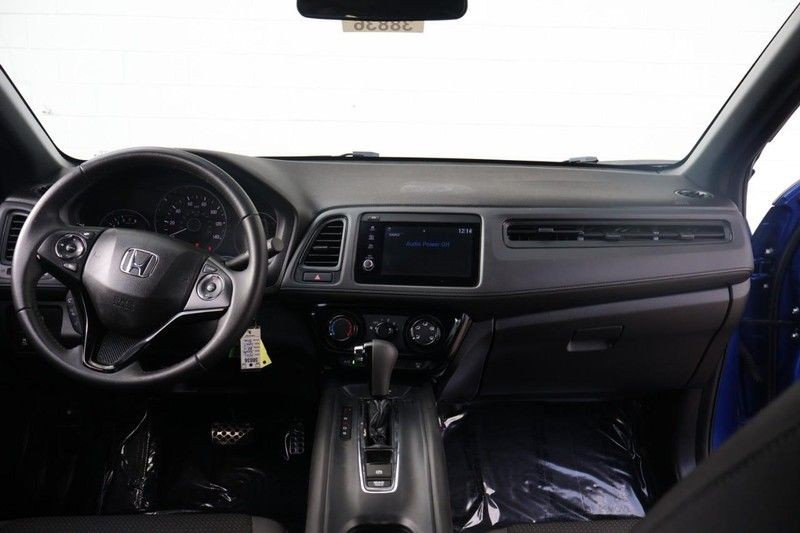 Honda HR-V Vehicle Full-screen Gallery Image 21