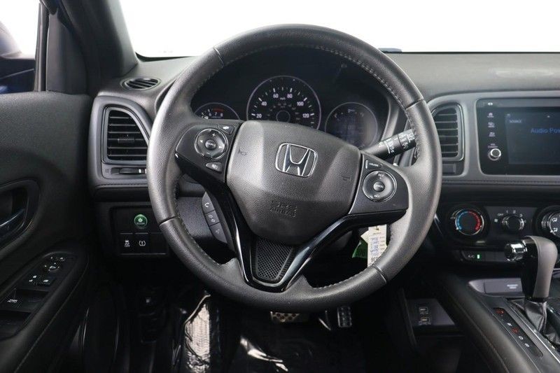 Honda HR-V Vehicle Full-screen Gallery Image 23