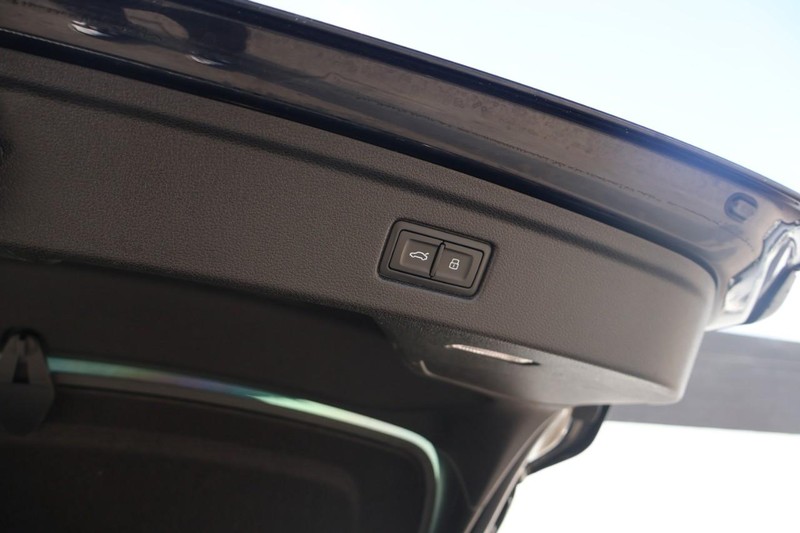 Audi A5 Sportback Vehicle Full-screen Gallery Image 09