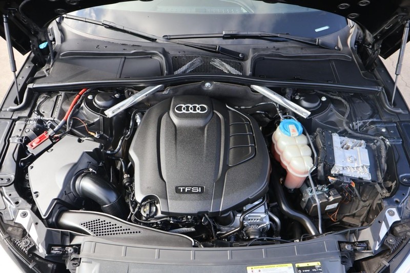 Audi A5 Sportback Vehicle Full-screen Gallery Image 13