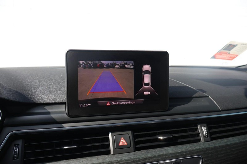 Audi A5 Sportback Vehicle Full-screen Gallery Image 30