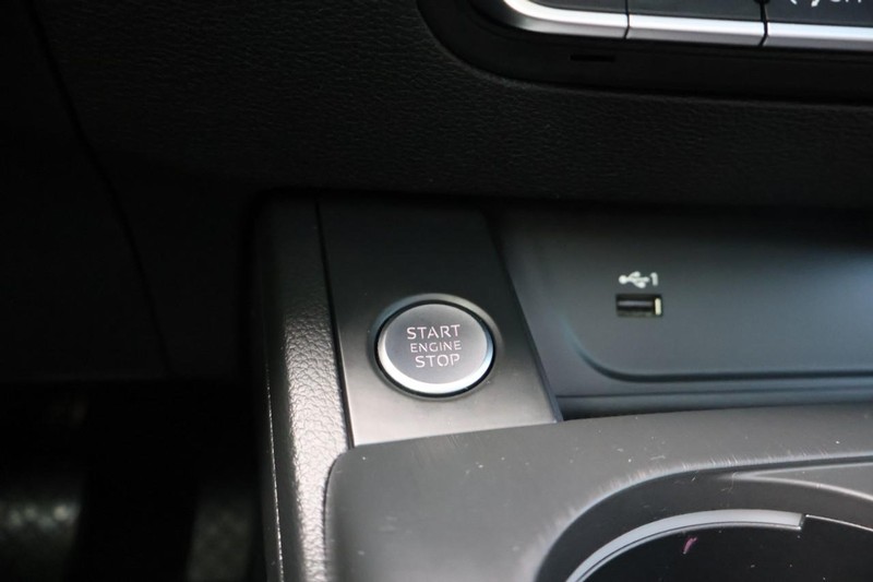 Audi A5 Sportback Vehicle Full-screen Gallery Image 33