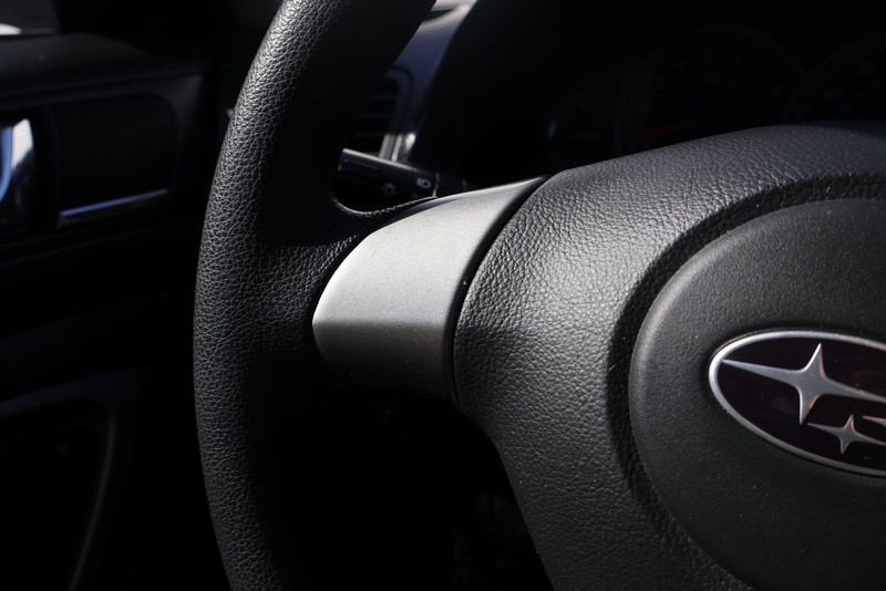 Subaru Outback Vehicle Full-screen Gallery Image 25