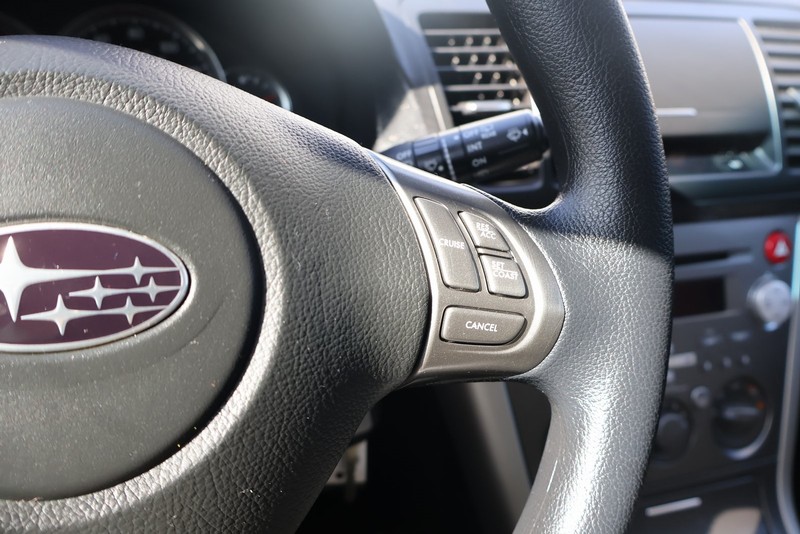 Subaru Outback Vehicle Full-screen Gallery Image 26