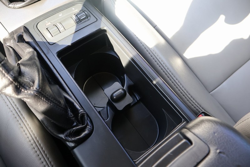 Subaru Outback Vehicle Full-screen Gallery Image 32