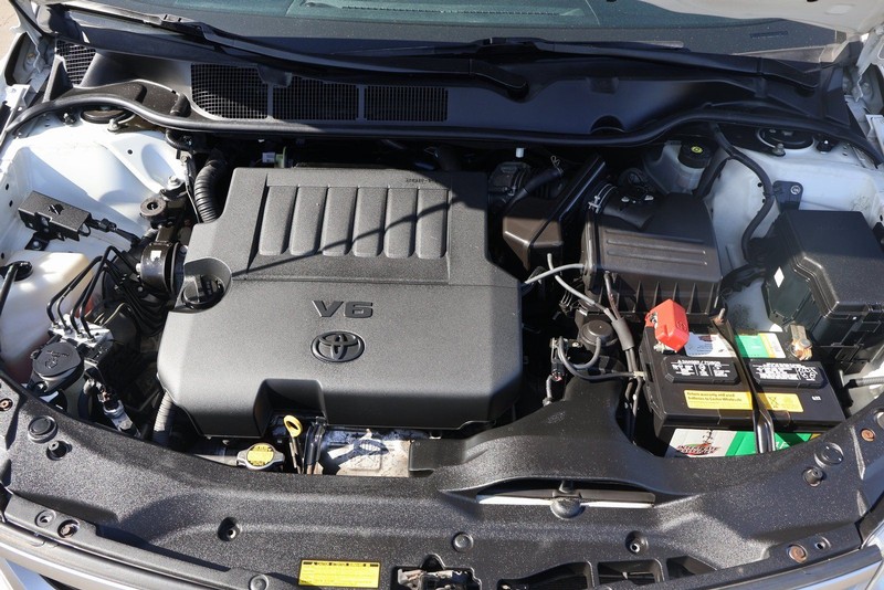 Toyota Venza Vehicle Full-screen Gallery Image 12