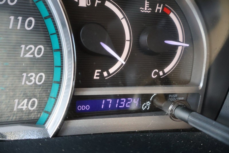 Toyota Venza Vehicle Full-screen Gallery Image 25