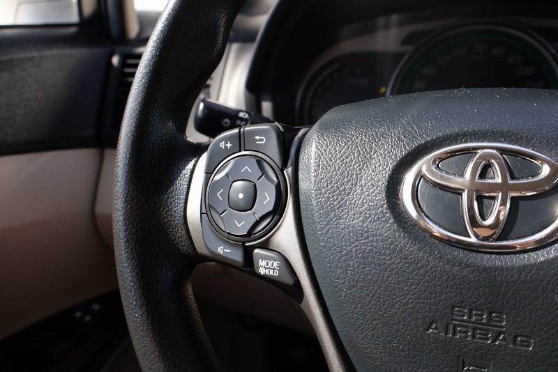 Toyota Venza Vehicle Full-screen Gallery Image 27