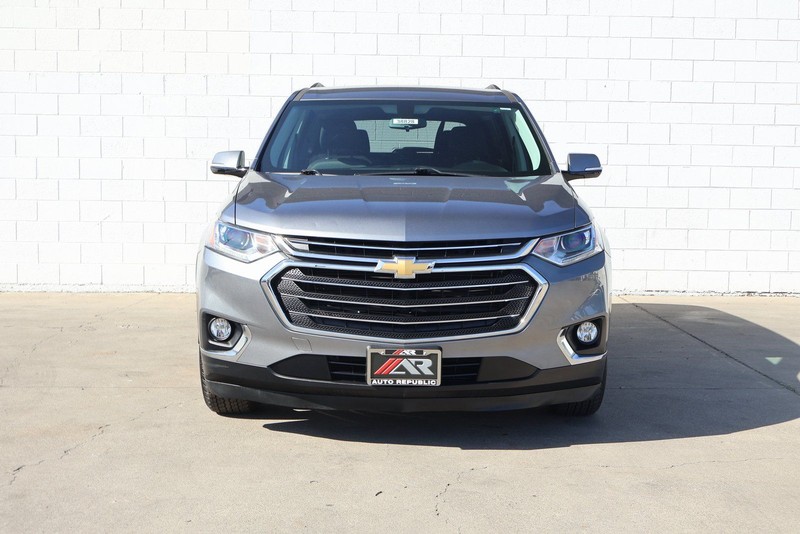 Chevrolet Traverse Vehicle Full-screen Gallery Image 02