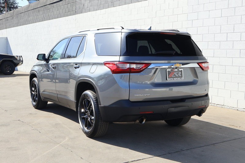 Chevrolet Traverse Vehicle Full-screen Gallery Image 10