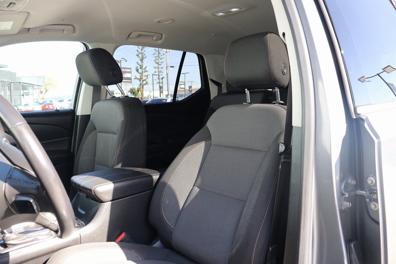 Chevrolet Traverse Vehicle Full-screen Gallery Image 18