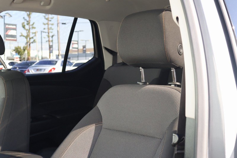 Chevrolet Traverse Vehicle Full-screen Gallery Image 19