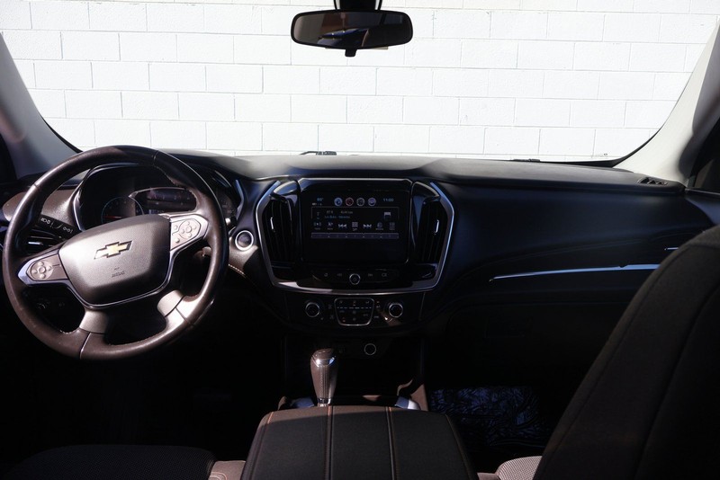 Chevrolet Traverse Vehicle Full-screen Gallery Image 24