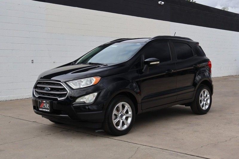 Ford EcoSport Vehicle Full-screen Gallery Image 12