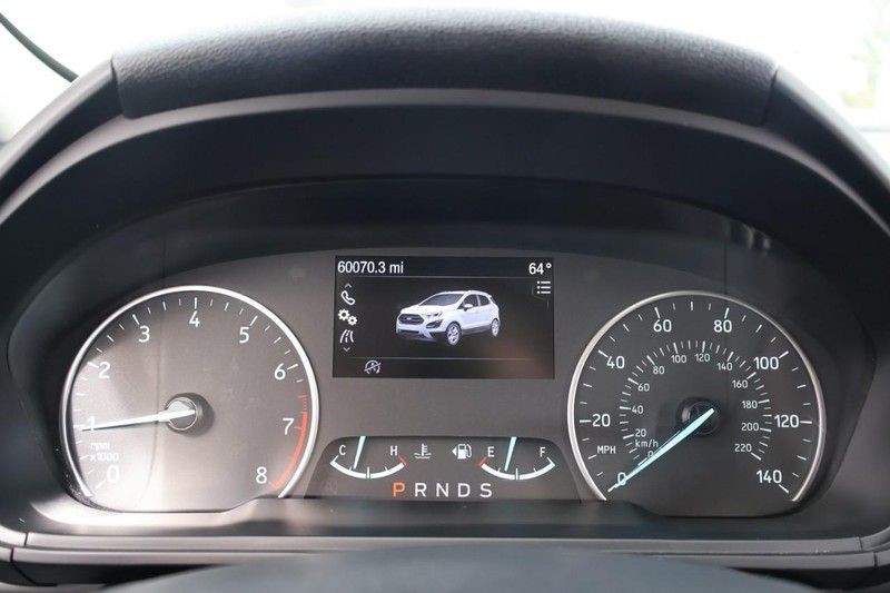 Ford EcoSport Vehicle Full-screen Gallery Image 24