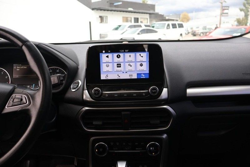 Ford EcoSport Vehicle Full-screen Gallery Image 28