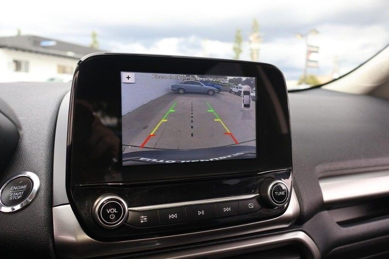 Ford EcoSport Vehicle Full-screen Gallery Image 30