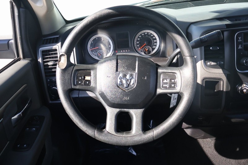 Ram 1500 Vehicle Full-screen Gallery Image 23