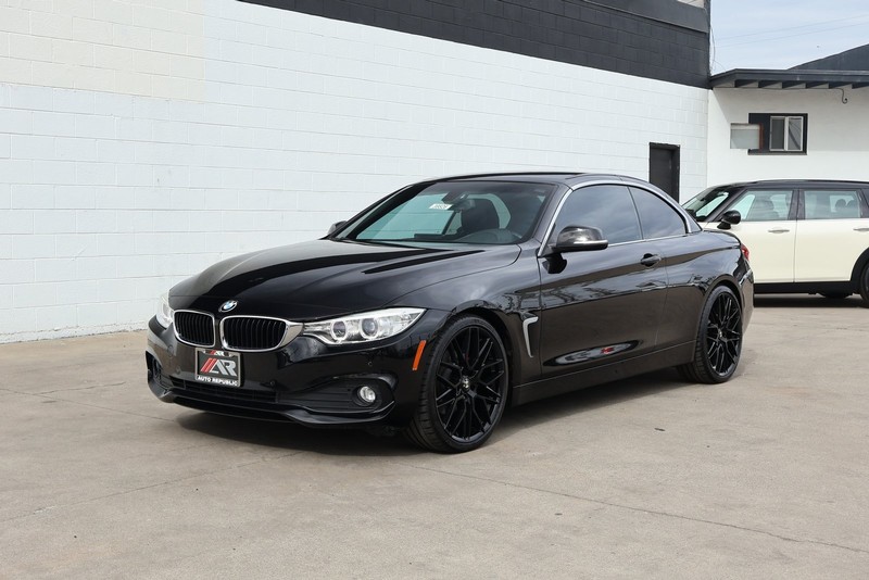 BMW 428i Vehicle Full-screen Gallery Image 12