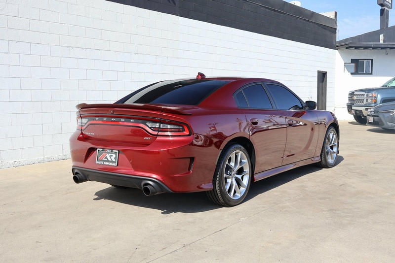 Dodge Charger Vehicle Full-screen Gallery Image 05