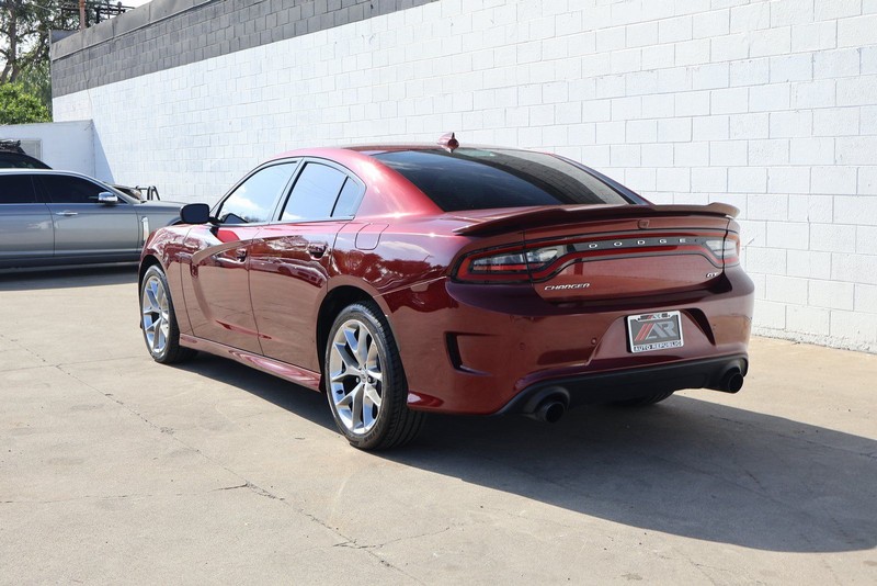 Dodge Charger Vehicle Full-screen Gallery Image 09