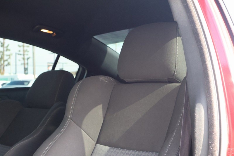 Dodge Charger Vehicle Full-screen Gallery Image 18