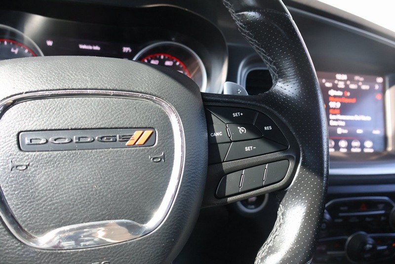 Dodge Charger Vehicle Full-screen Gallery Image 27