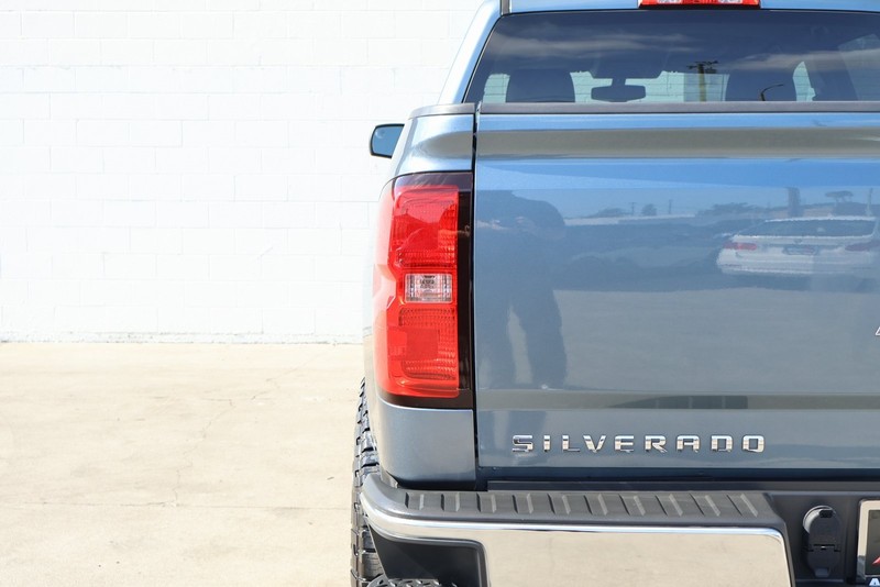 Chevrolet Silverado 1500 Vehicle Full-screen Gallery Image 07