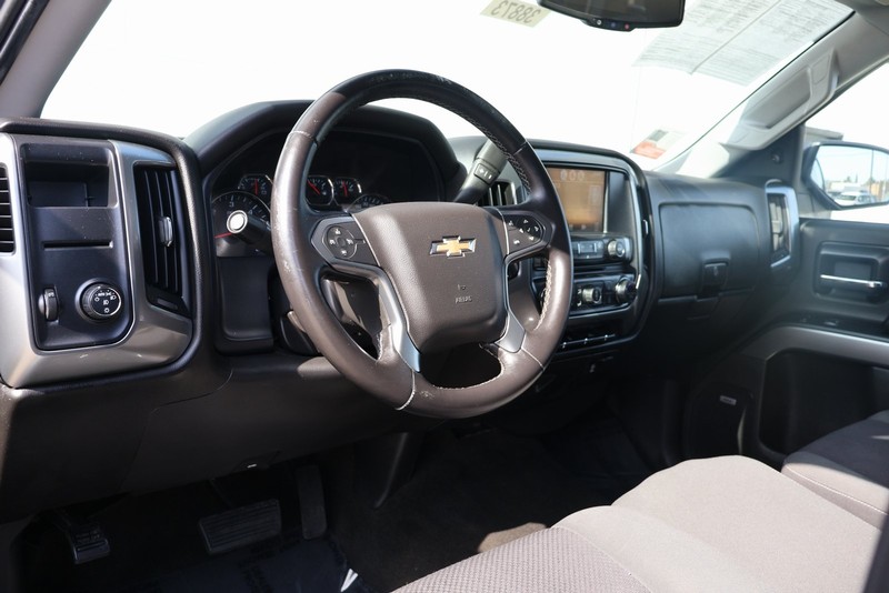 Chevrolet Silverado 1500 Vehicle Full-screen Gallery Image 16