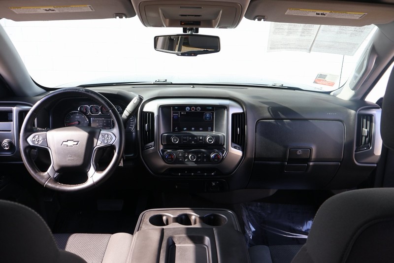 Chevrolet Silverado 1500 Vehicle Full-screen Gallery Image 22