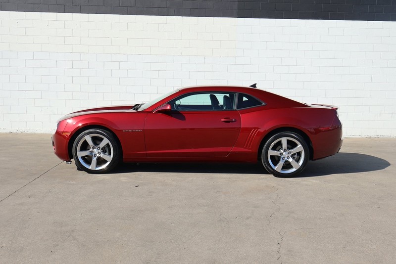 Chevrolet Camaro Vehicle Full-screen Gallery Image 10