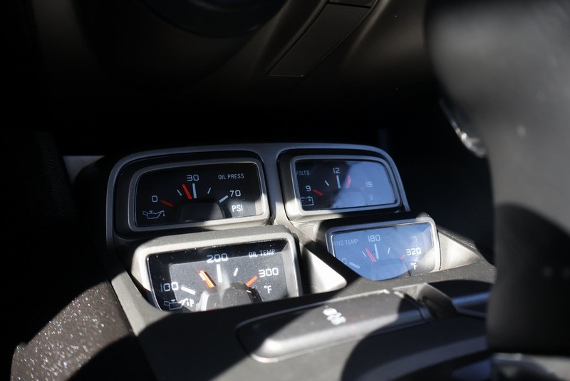 Chevrolet Camaro Vehicle Full-screen Gallery Image 29